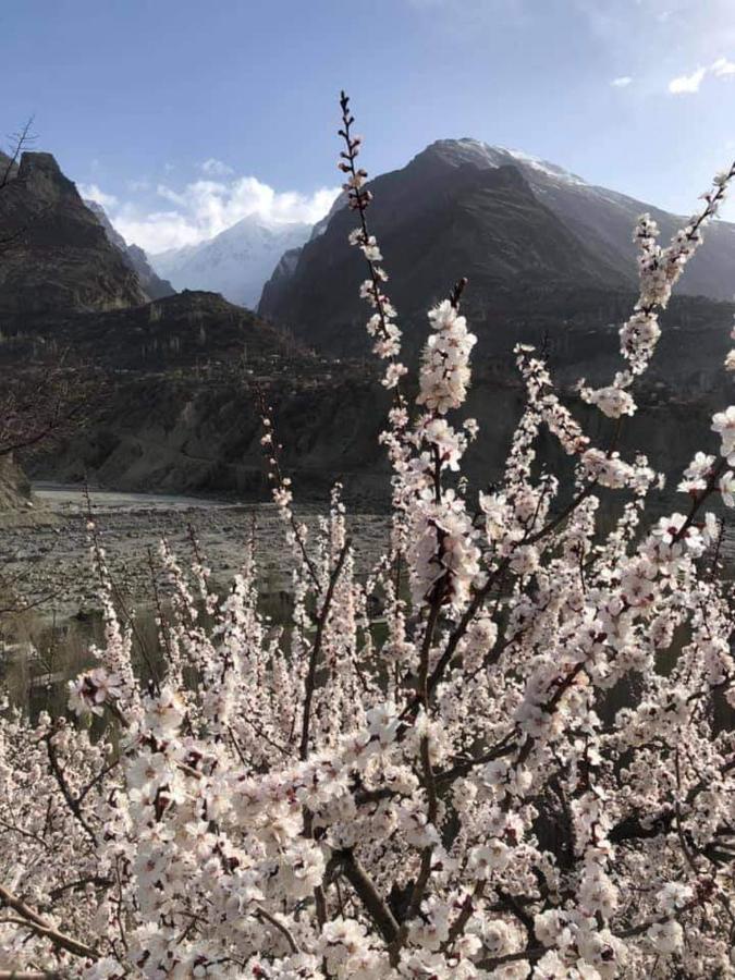 Old Hunza Inn Karimabad  Exterior foto