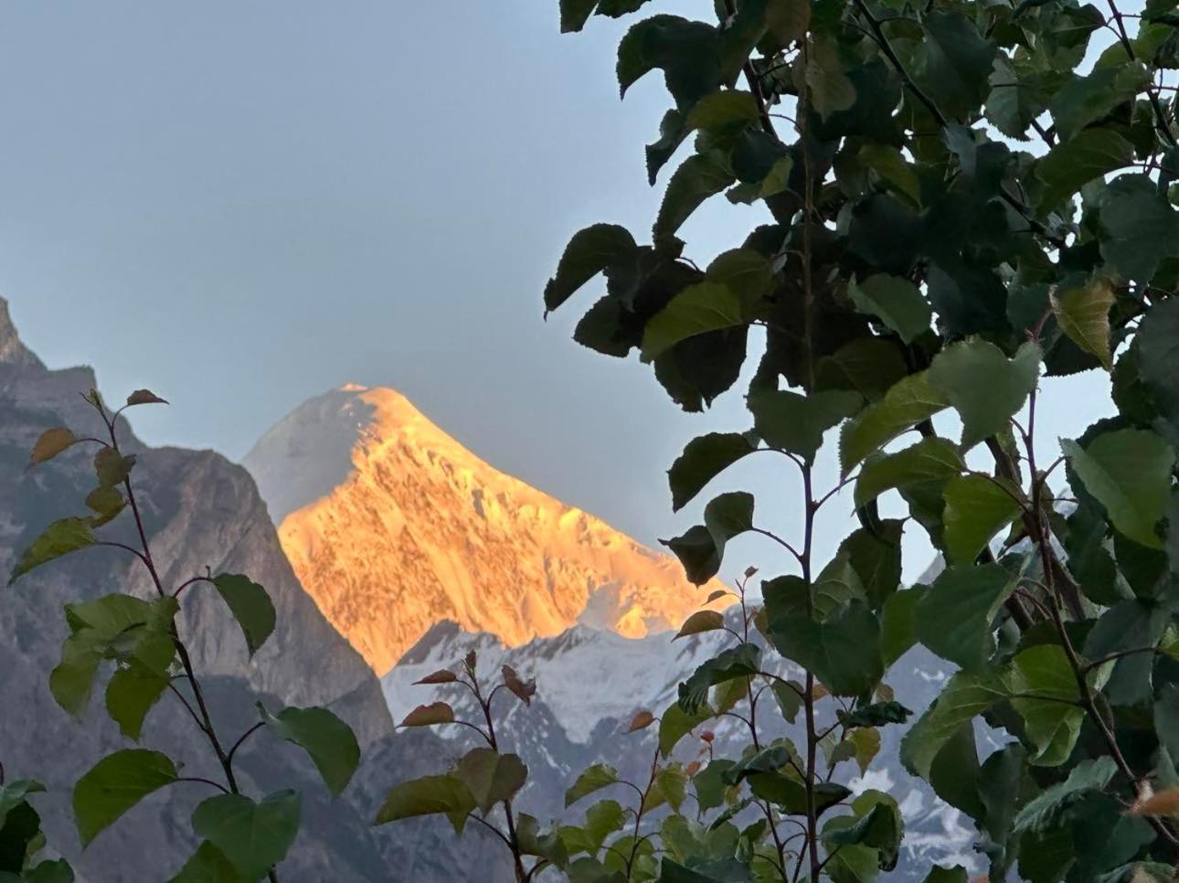 Old Hunza Inn Karimabad  Exterior foto